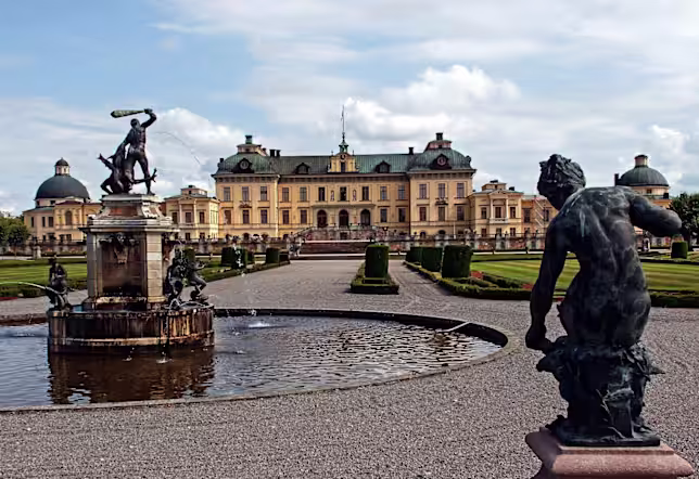 drottningholm-stockholm-sweden-tour